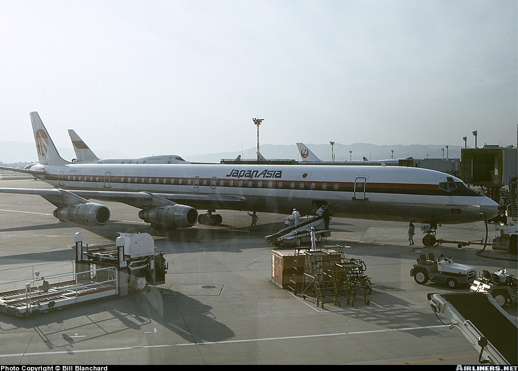 самолет McDonnell Douglas DC-8 54 55F